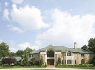 1100 Winding Dr, Cherry Hill, NJ 08003