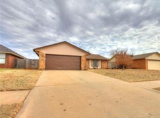 709 Okie Ridge Rd, Yukon, OK 73099