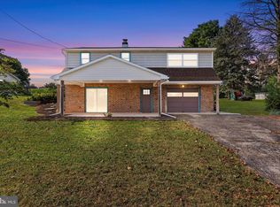 3581 Emig School Rd, Dover, PA 17315