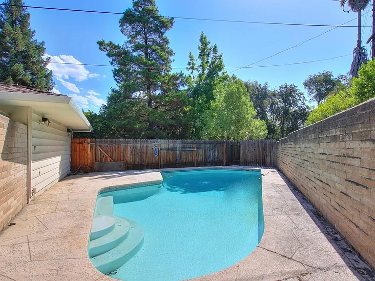 1501 Menlo Ave #1501 — Photo 5