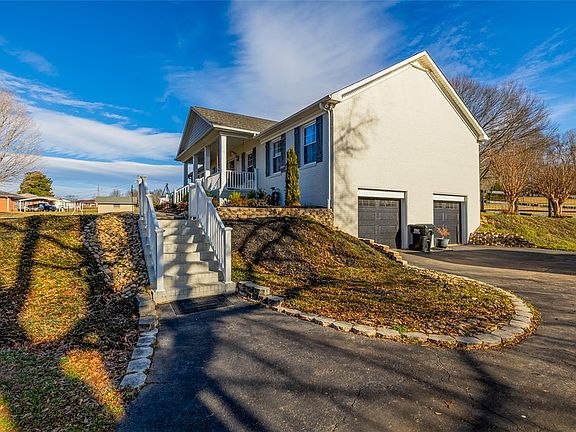 5th image of 200 Poore Rd