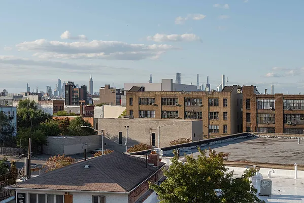 Rented by CCM Property Management LLC | media 26