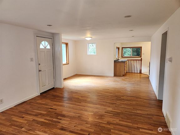 3rd image of 3724 W Arsenal Way