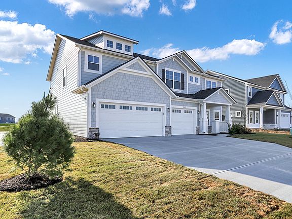 2nd image of 5889 Fair Oak Cir