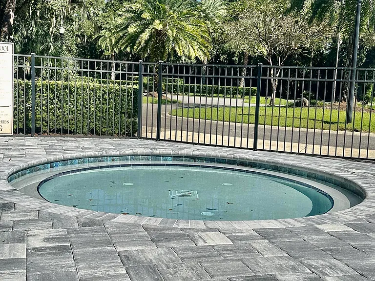 133 Bermuda Ct — Photo 14