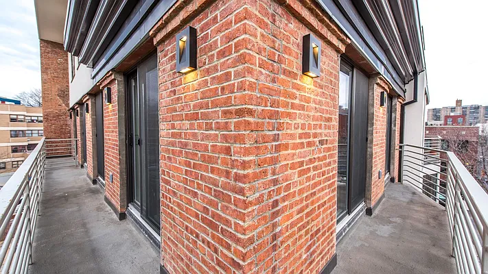 Rented by Nooklyn NYC LLC | media 20