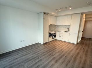 28 Interchange Way #905, Vaughan, ON L4K 5C3