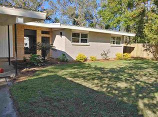 126 Loruna Dr, Gulf Breeze, FL 32561