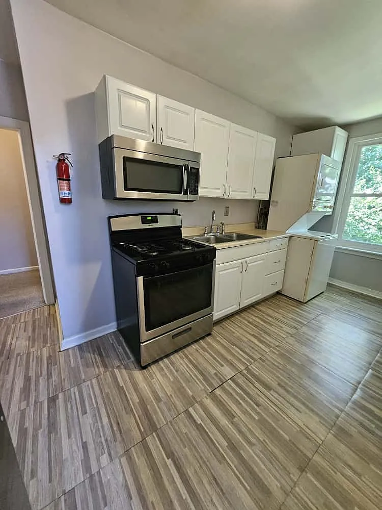 3513 W Allegheny Ave — Photo 4