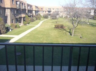 3671 Salem Walk, Northbrook, IL 60062