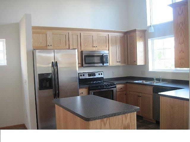 2nd image of 2838 Clover Ridge Dr