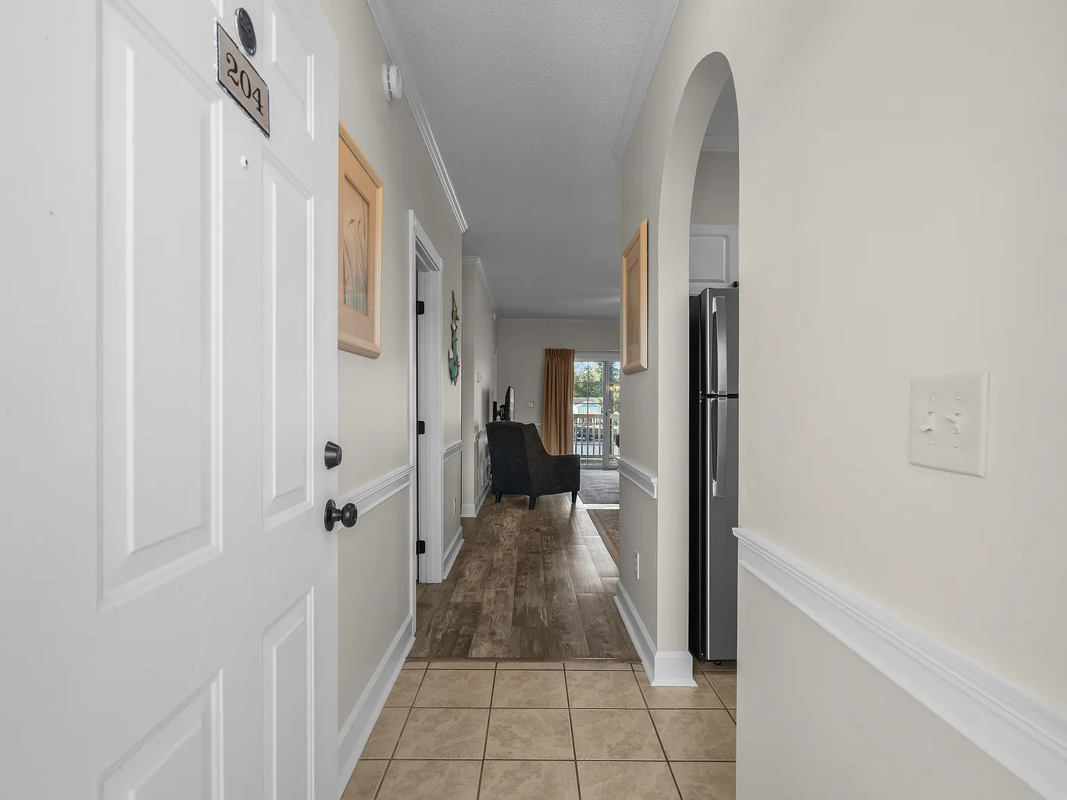 2 bed, 992 sqft, $1,800 — Photo 3