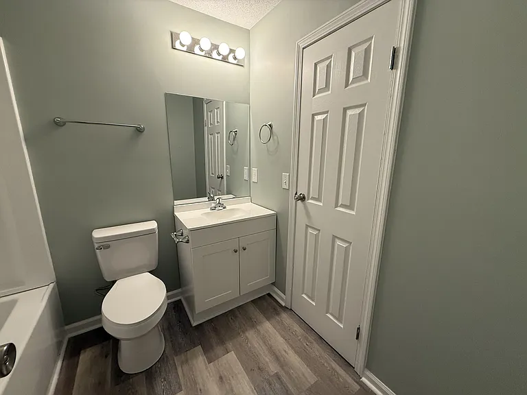 1725 Kathleen Dr #B — Photo 13