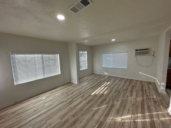 2nd image of 3401 21st Ave