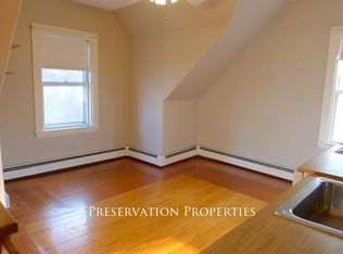 28 Ash St #A, Auburndale, MA 02466