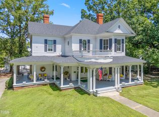119 E Franklin St, Youngsville, NC 27596