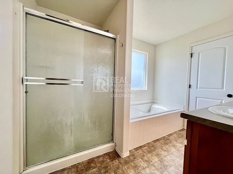 362 Shadowbrook Dr — Photo 11