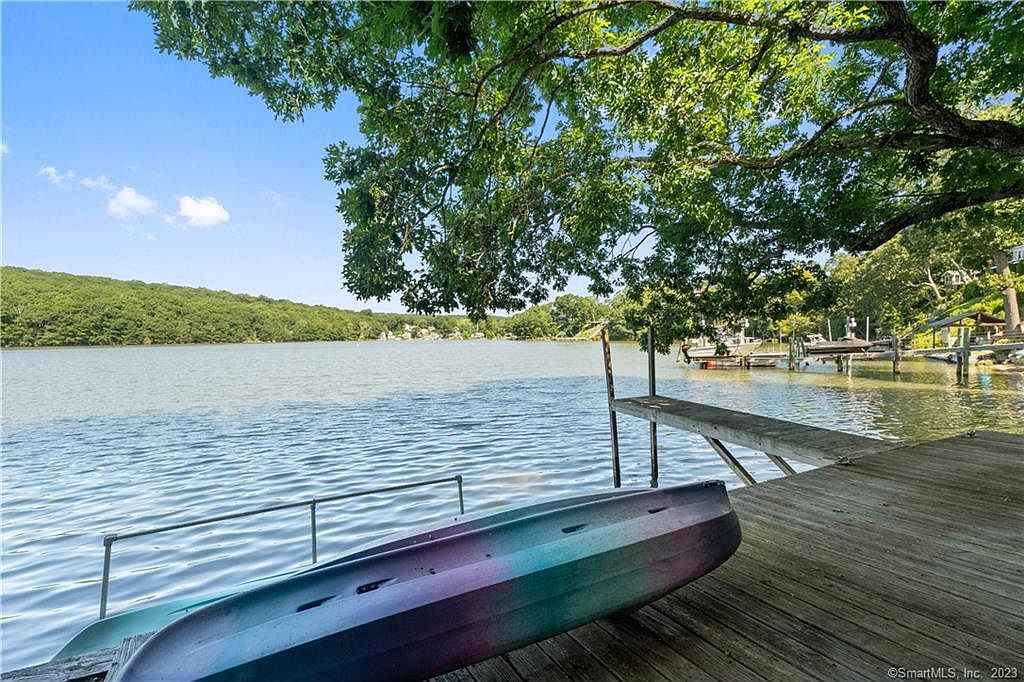 35 & 37 Oswegatchie Rd, Waterford, CT 06385 Zillow