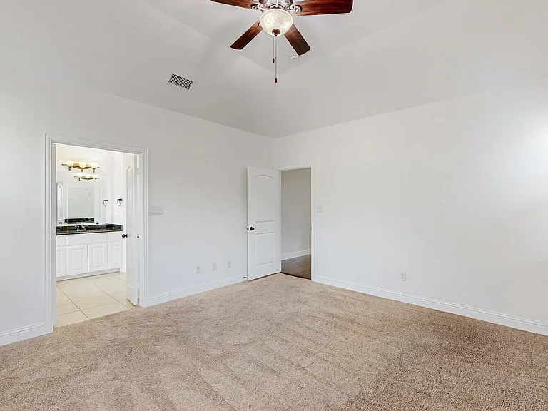 712 Davinci Ct — Photo 11