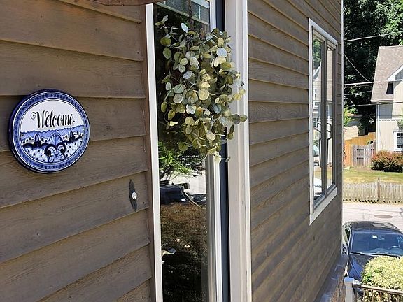 This home exudes a warm welcome!