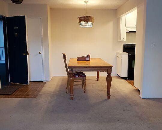3rd image of 6199 Canterbury Dr Unit 202