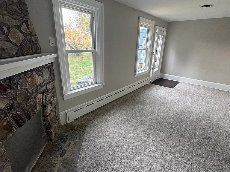 915 Market St #3 — Photo 1