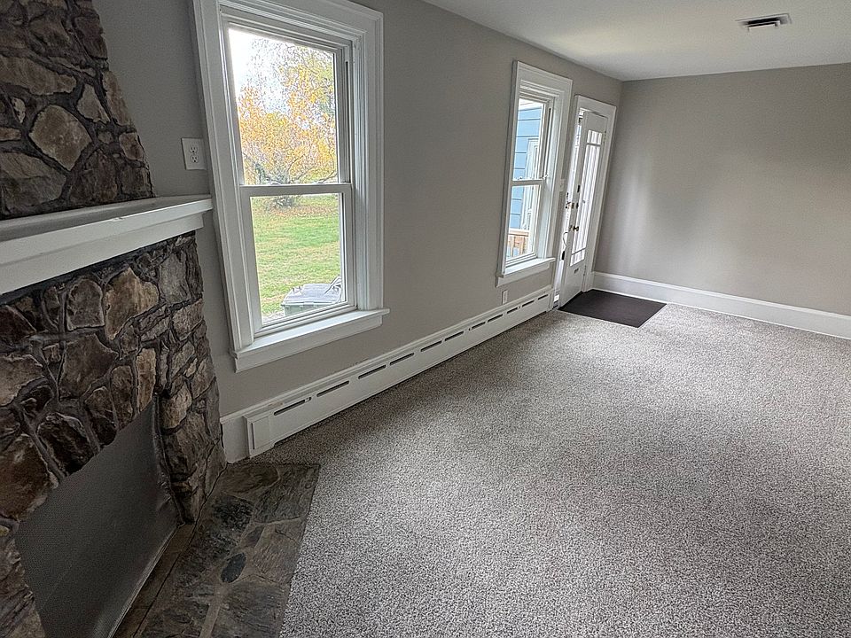 1st image of 915 Market St #3
