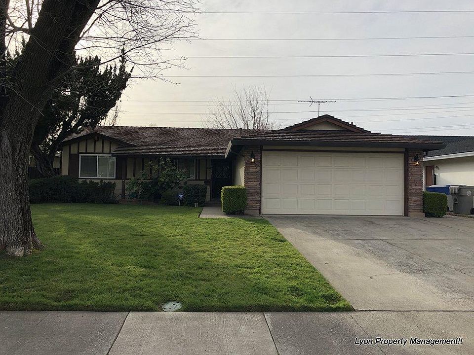 1st image of 2832 Sarina Ct