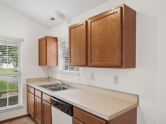 5th image of 6084 Murphys Pond Rd