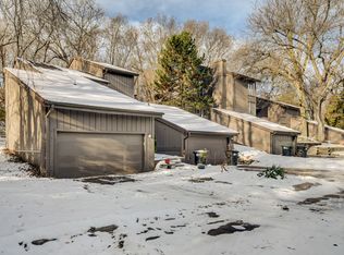 7436 N 55th Plz, Omaha, NE 68152