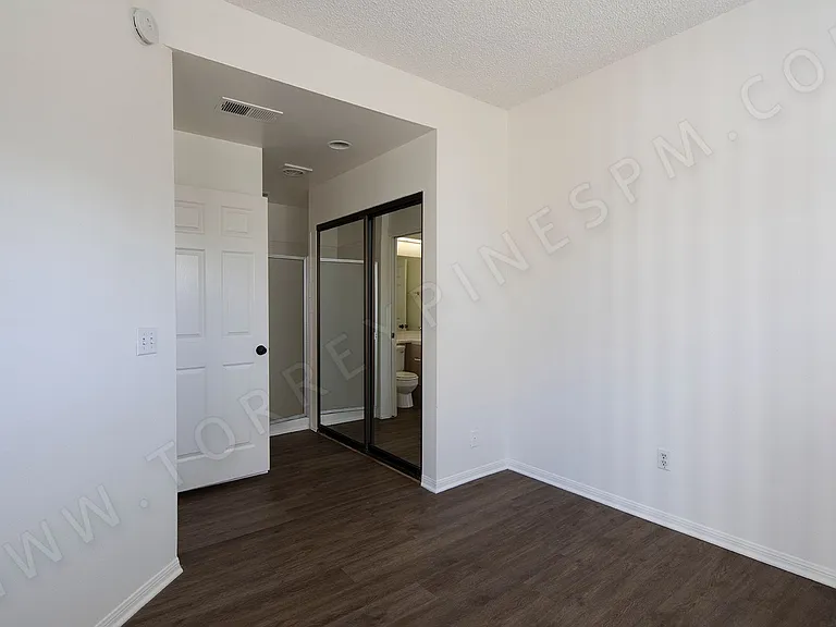 1420 Hornblend St — Photo 12