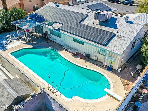 2nd image of 4438 Annie Oakley Dr
