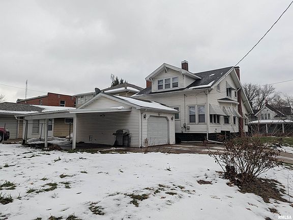 4th image of 159 W Locust St