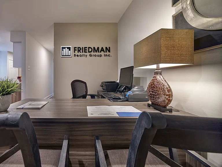 Leasing Office