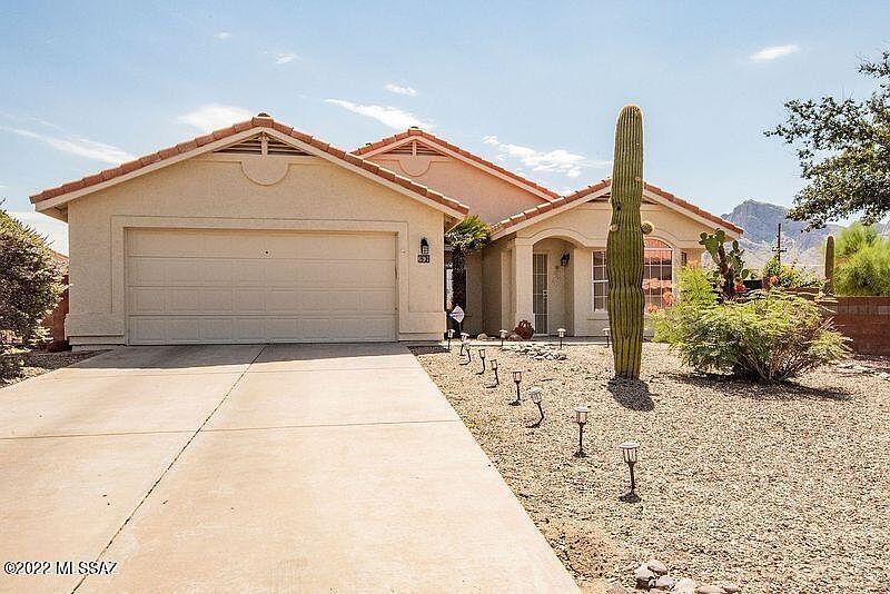 1st image of 697 W Placita Vega Vis