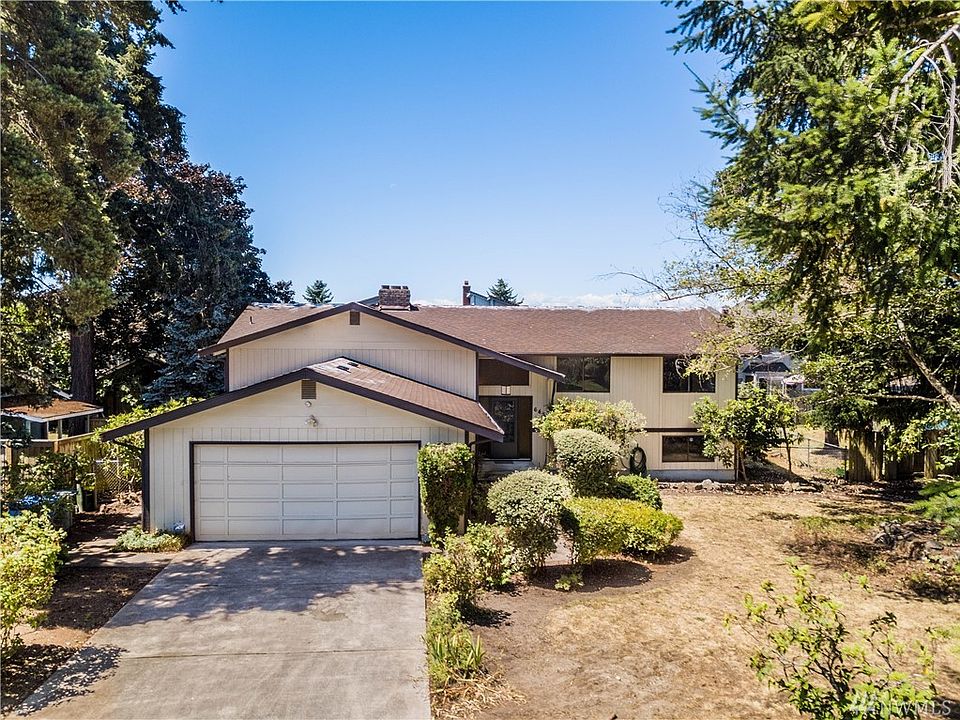1st image of 64 Silver Beach Dr