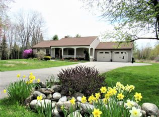 9 Wedgewood Dr, Winthrop, ME 04364