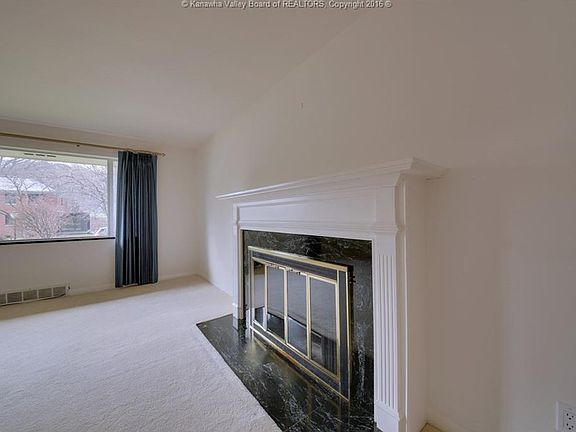 3rd image of 4804 Staunton Ave SE