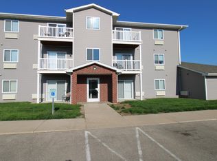1776 15th Ave SE #28, Dyersville, IA 52040