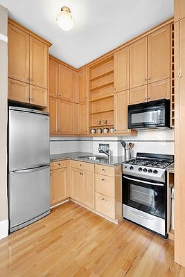4th image of 615 W 113th St APT 63