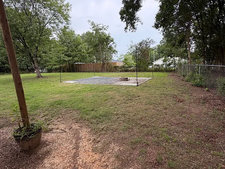1341 E Cannon Ave — Photo 2
