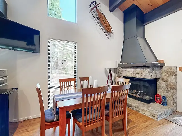 1001 Commonwealth Dr — Photo 17