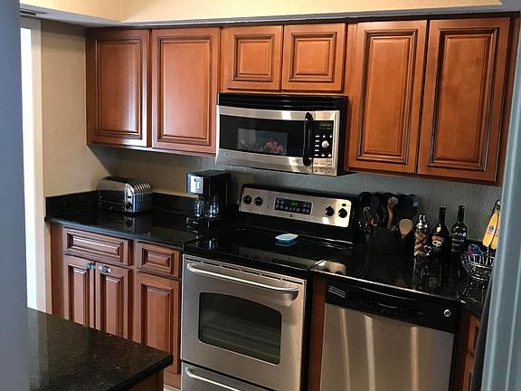 4th image of 774 Driftwood Cir