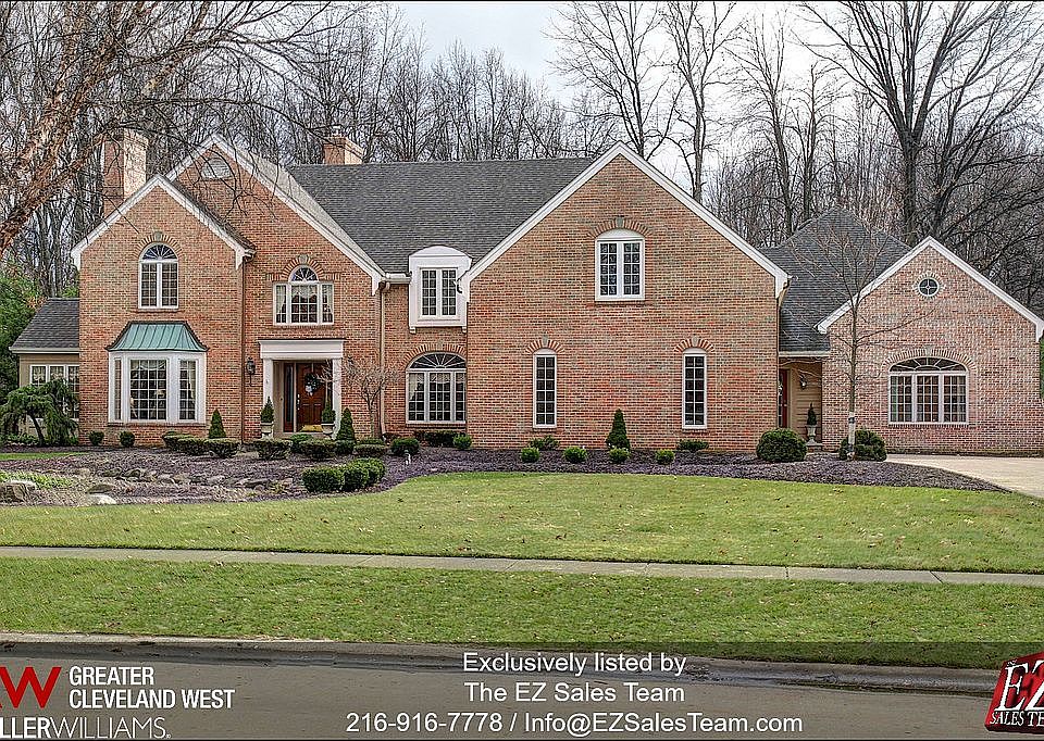 1st image of 32381 Nottingham Dr