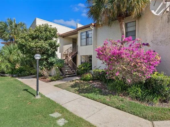 2571 Cyprus Dr #1-201, Palm Harbor, FL 34684