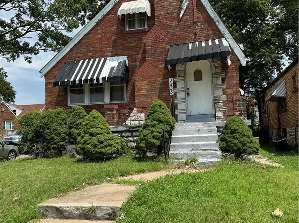 1555 Gieseking Ln, Saint Louis, MO 63147