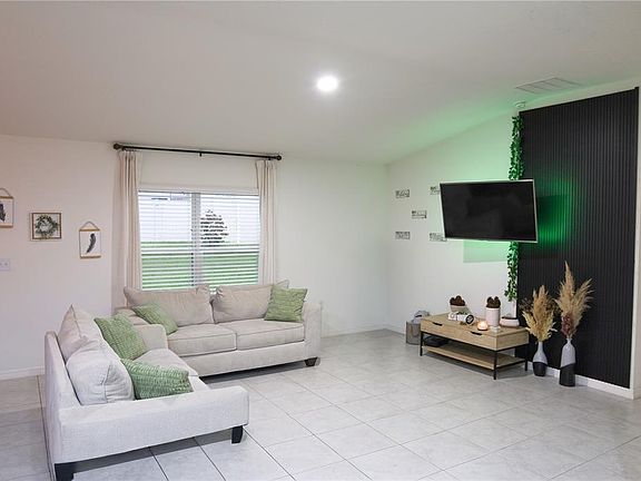 4th image of 624 SARNER PASS WAY