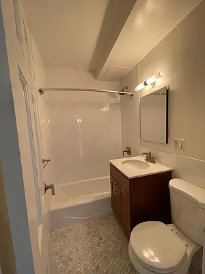 Rented by A&E Real Estate Management | media 15