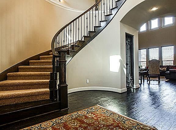 3rd image of 114 Aransas Dr