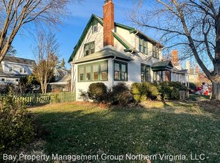 2717 Franklin Rd, Arlington, VA 22201